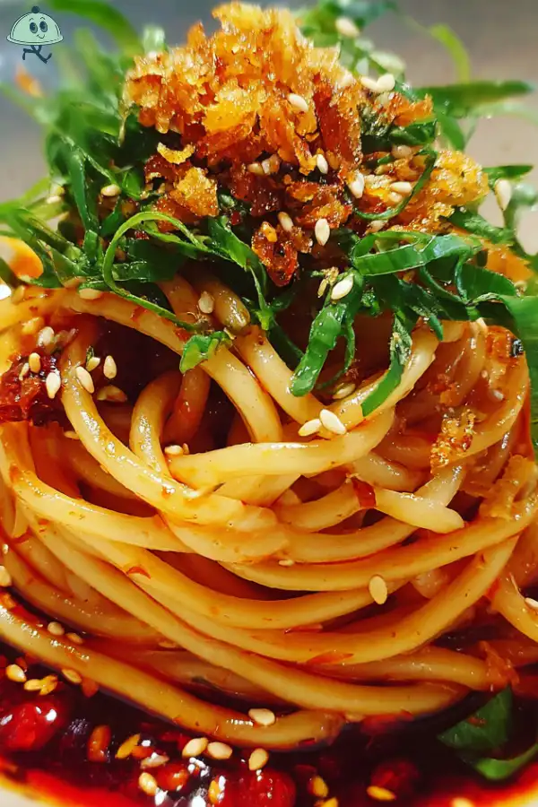 Chili Oil Noodles with Crispy Garlic Recipe will amaze you!