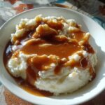 gravy over mashed potatoes