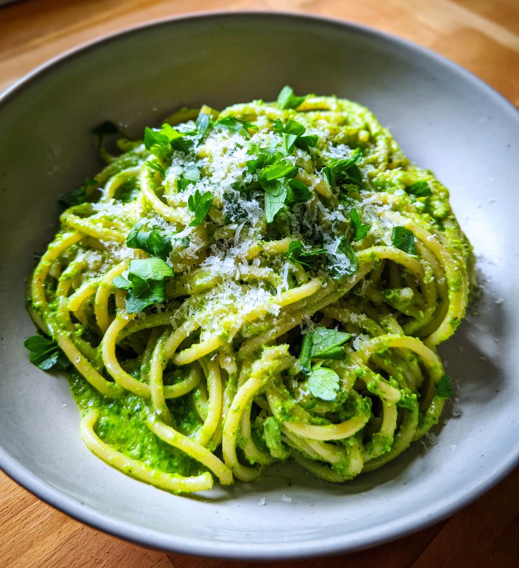green st patricks day pasta - detail 1