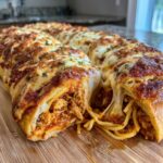 spaghetti stuffed garlic bread