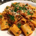 creamy sausage rigatoni