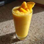 mango pineapple smoothie