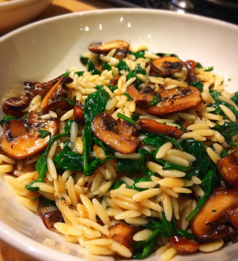 Orzo with Mushrooms and Spinach